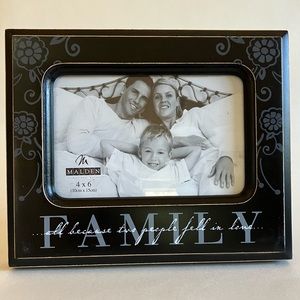 4x6 “Family… all because two people fell in love” Picture Frame